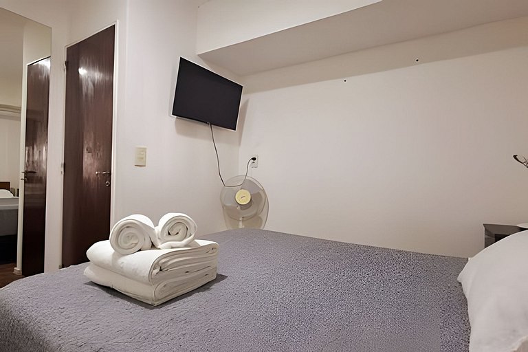 Hornera Rodi - Strategic location, parking, and pool