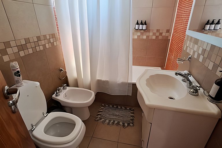 Hornera San Juan - Luminoso Apartamento con Balcón