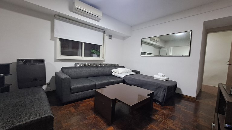 Hornera Rodi - Strategic location, parking, and pool