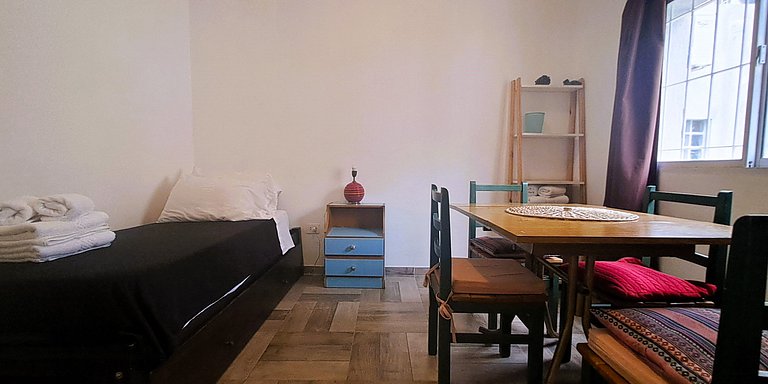 Hornera Canning - A metros de Metropolitano