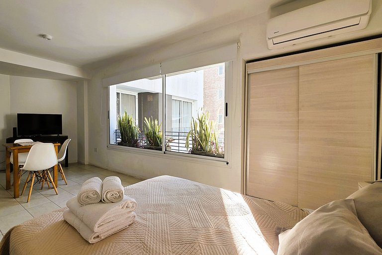 Hornera Andres | Oroño + Pellegrini | Top zona
